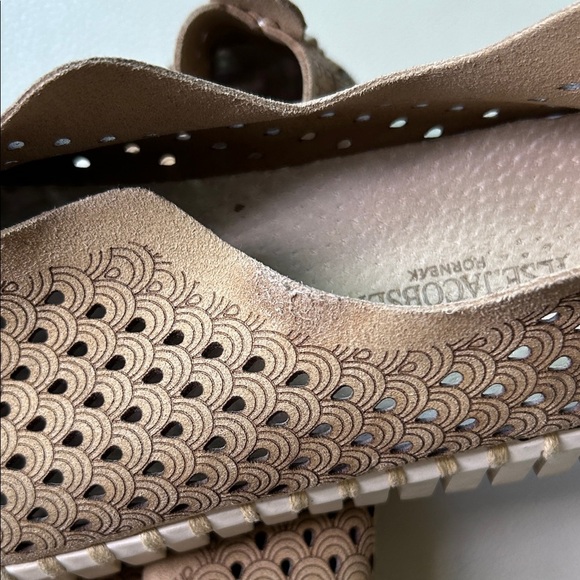 Ilse Jacobsen Tan Tulip Scallop Pattern Laser-Cut Slip-on Loafer Size 39 EU/9 US - Picture 11 of 11